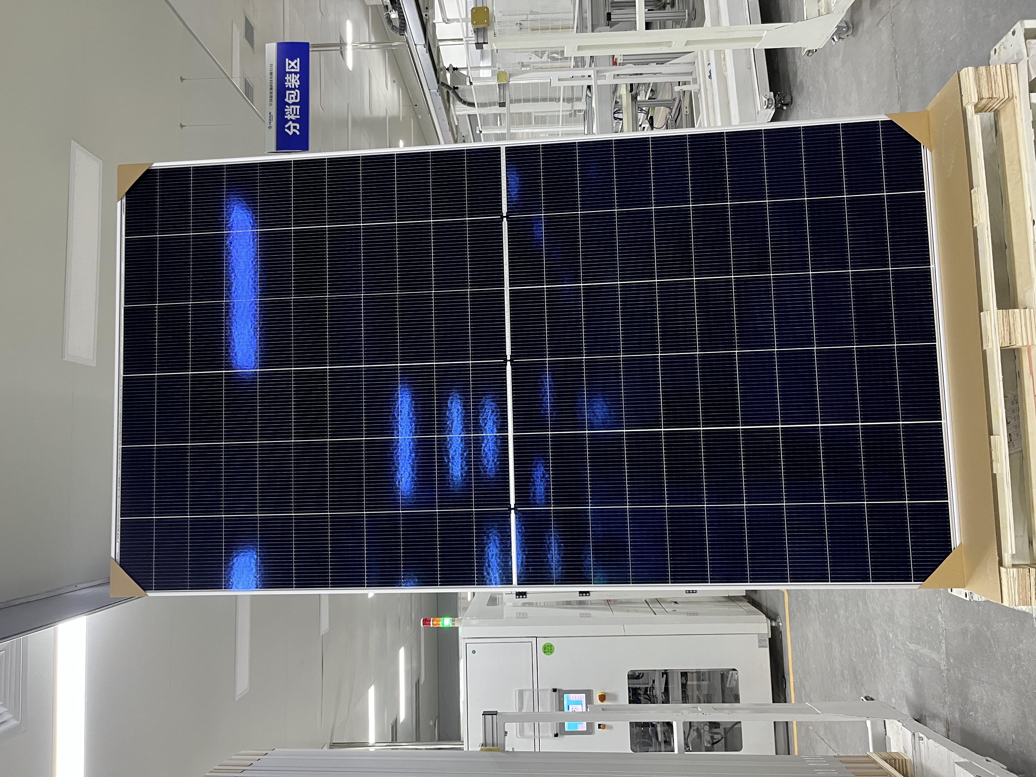 EVO6N 720W-755W N-Type HJT Bifacial Half Cell Double-glass Solar Module